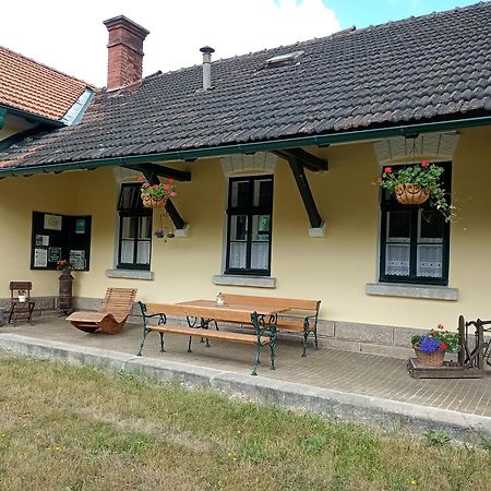 Nostalgie Bahnhof Lägenhet Gmund  Exteriör bild